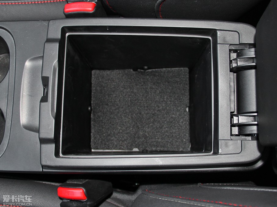 2015vX80 2.0L Ԅ(dng)A