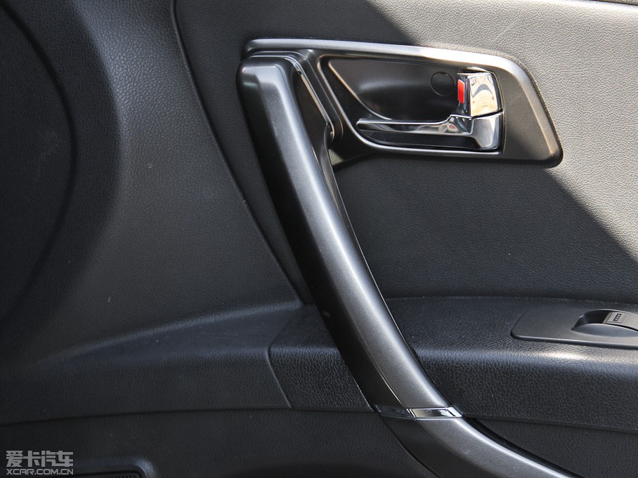 2015��vX80 2.0L �ԄӺ��A��