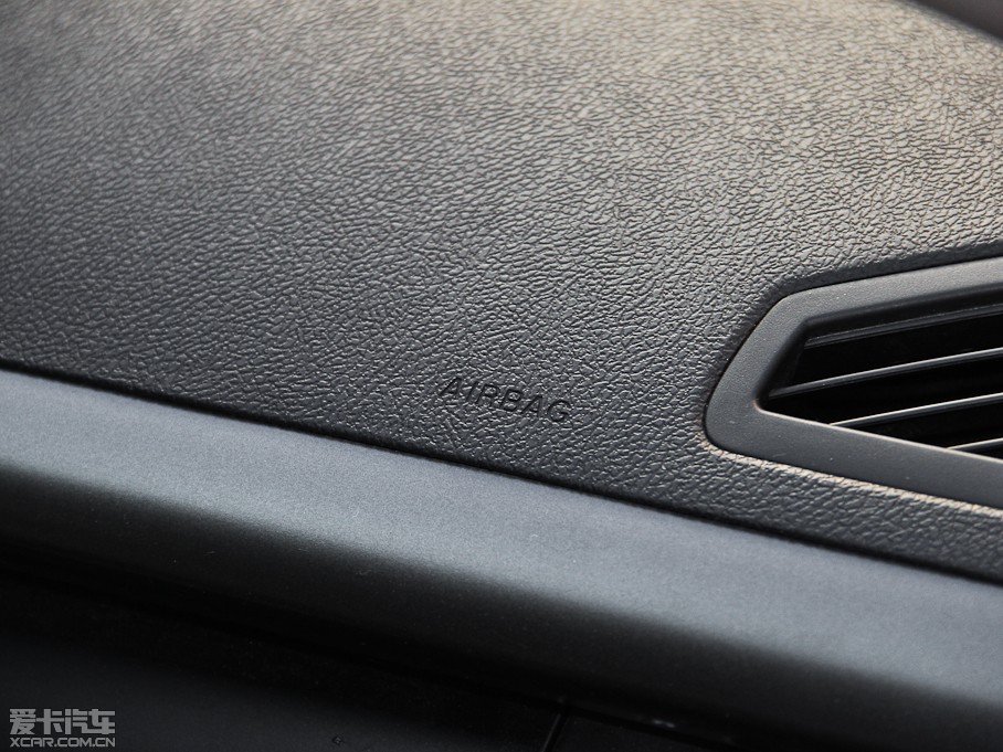 2015vX80 2.0L Ԅ(dng)A