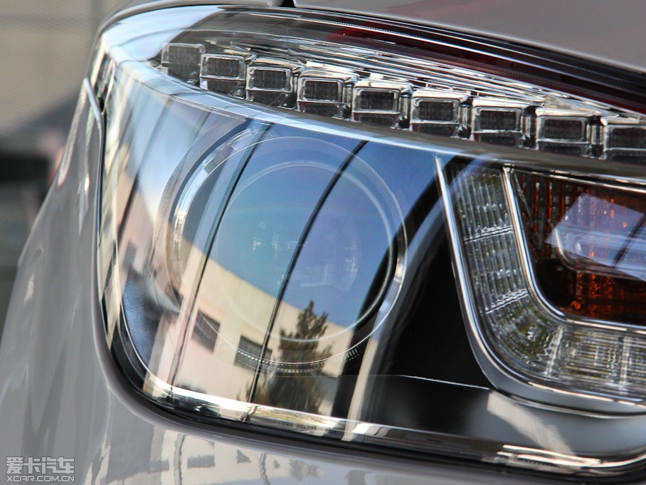 2015vX80 1.8T Ԅ(dng)A