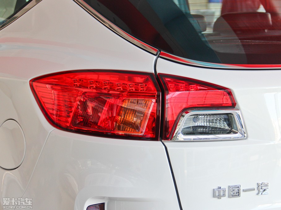 2015vX80 1.8T ԄӺA