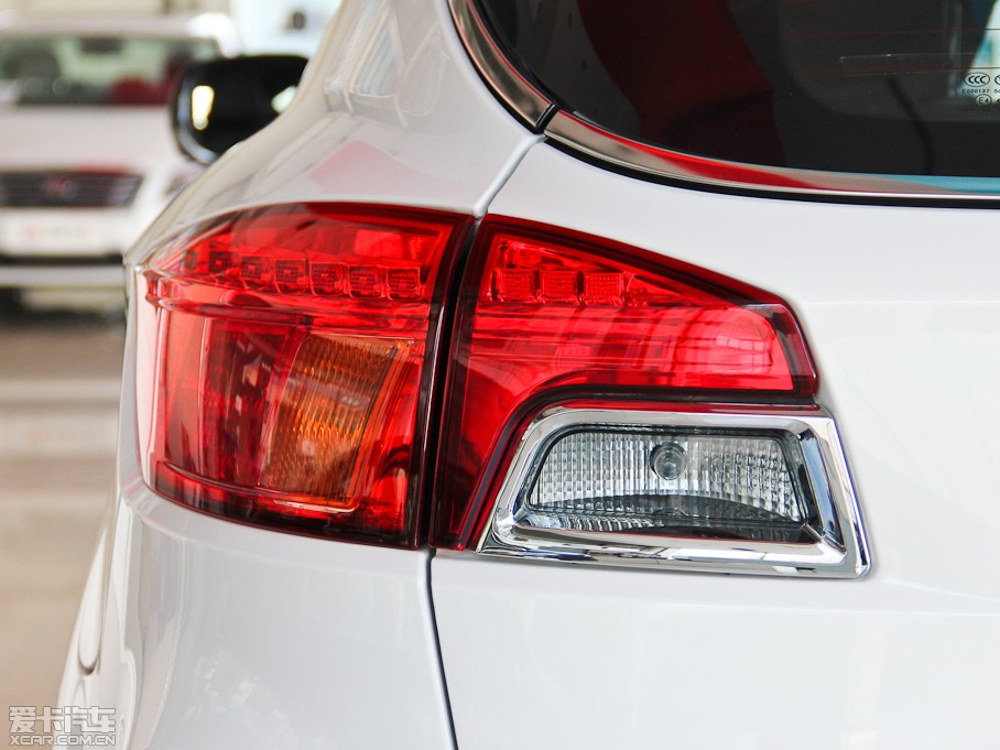 2015vX80 1.8T ԄӺA