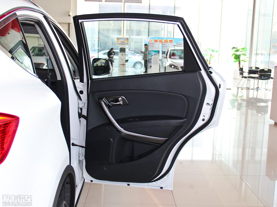 2015vX80 1.8T ԄӺA