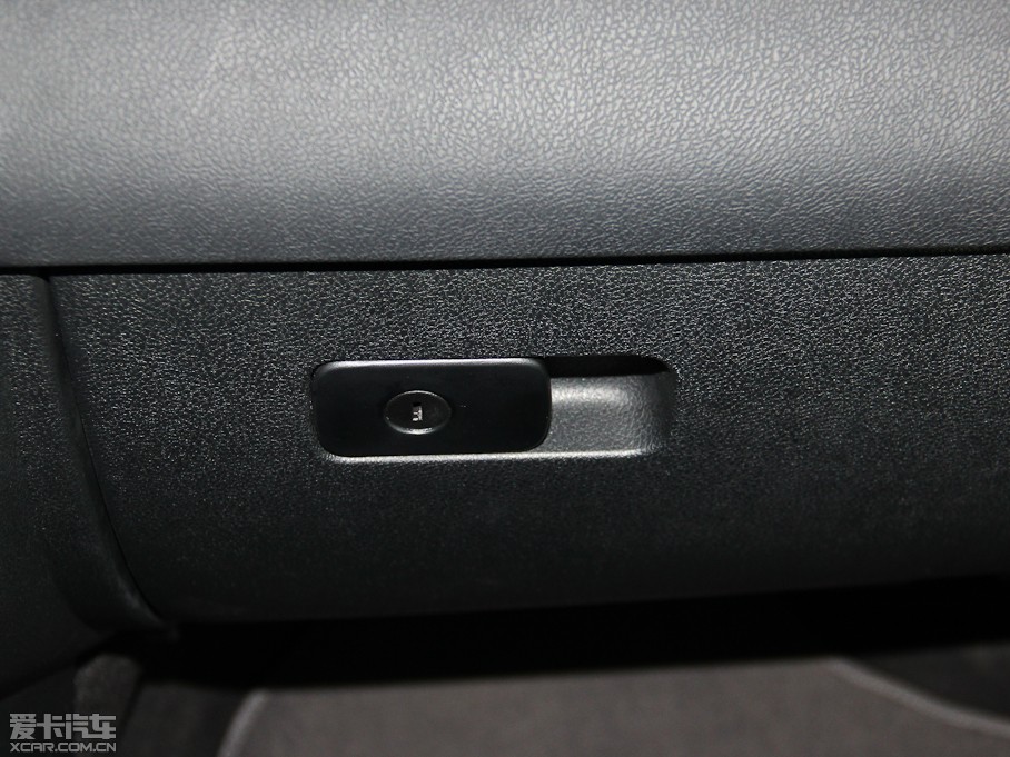 2015vX80 1.8T ԄӺA