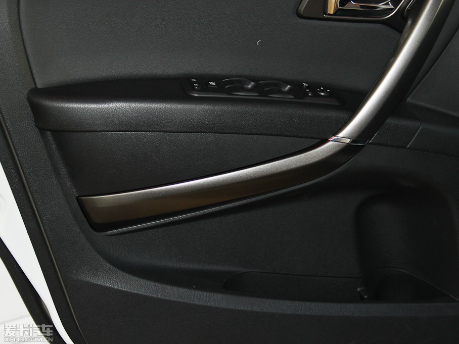 2015vX80 1.8T ԄӺA