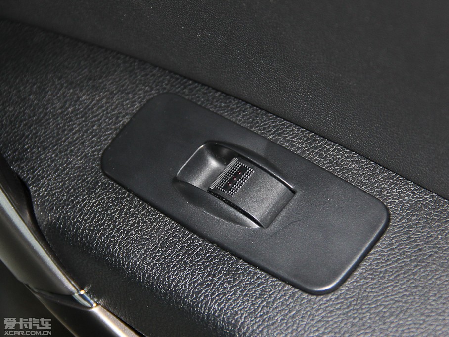 2015vX80 1.8T ԄӺA