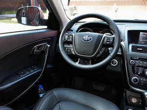 2015款1.8T 自动旗舰型 中控区