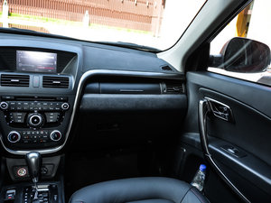 2015款1.8T 自动旗舰型 中控区