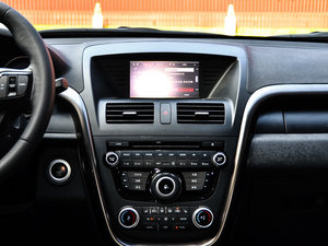 2015款1.8T 自动旗舰型 中控台