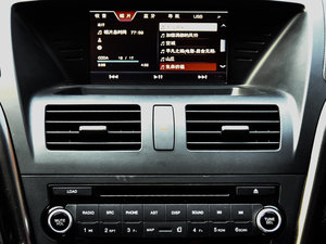 2015款1.8T 自动旗舰型 空调出风口