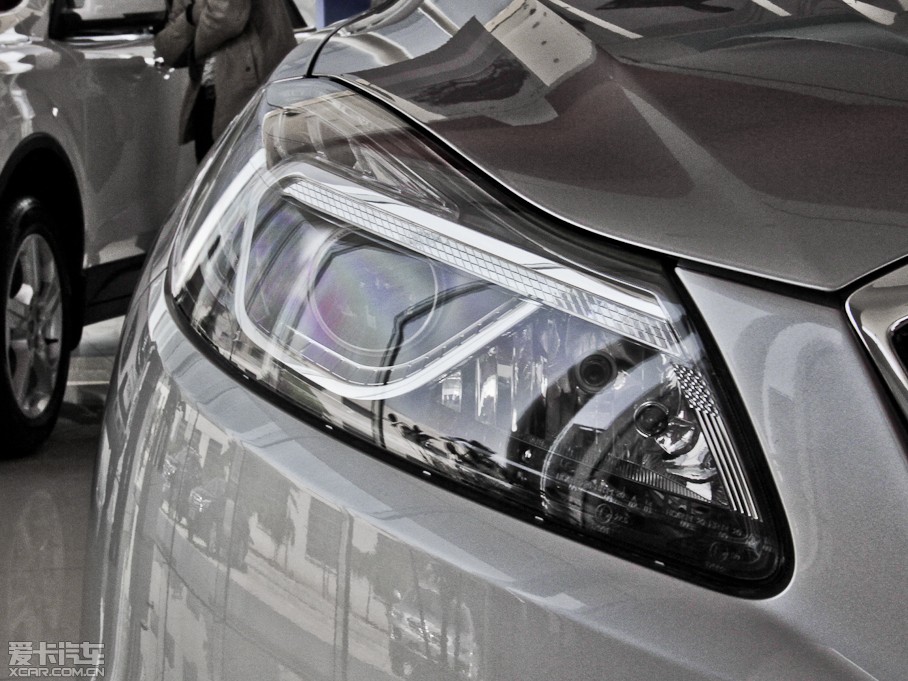 2014vB70 2.0L ԄӺA