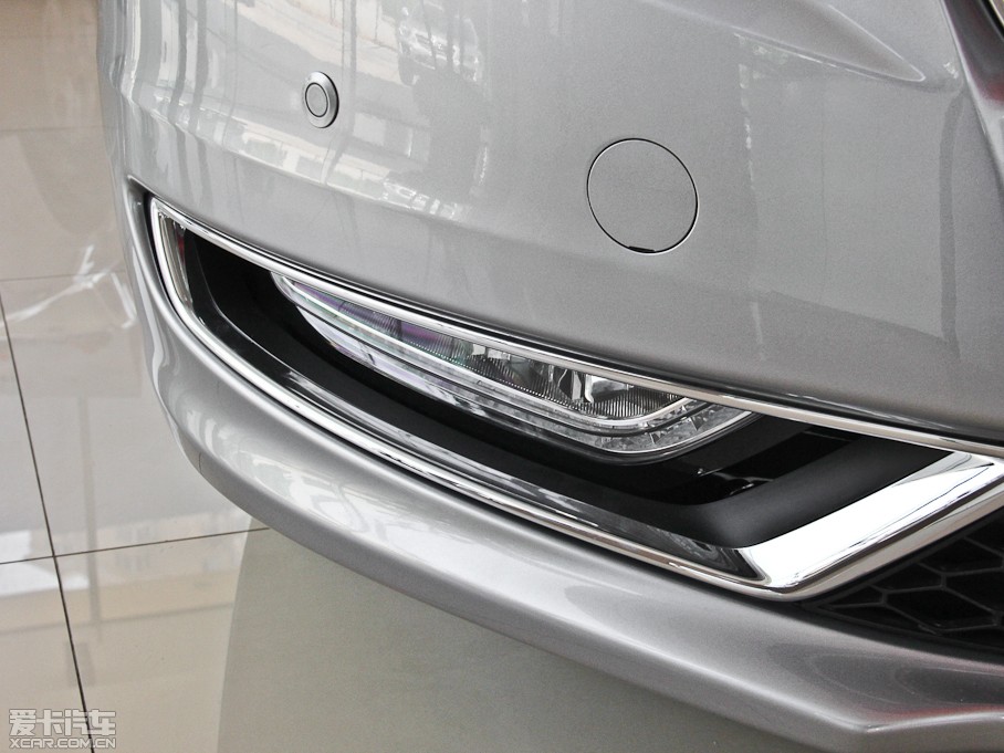 2014vB70 2.0L ԄӺA