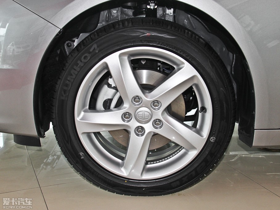 2014vB70 2.0L Ԅ(dng)A