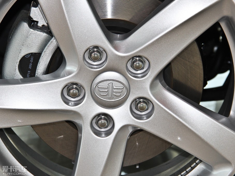 2014vB70 2.0L Ԅ(dng)A