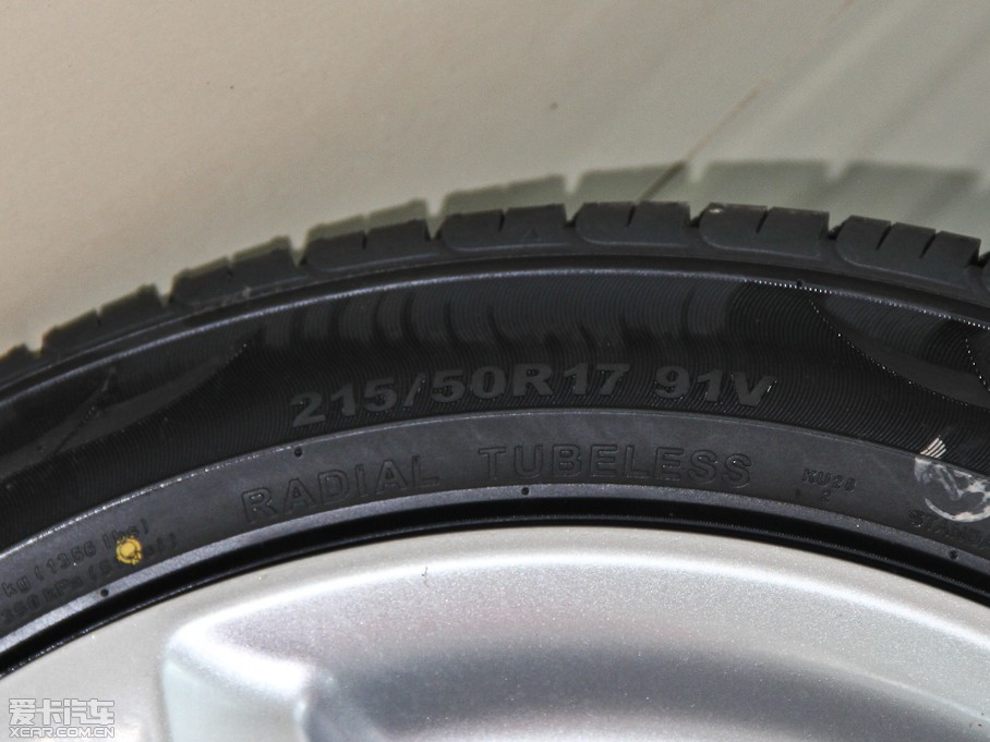 2014vB70 2.0L ԄӺA