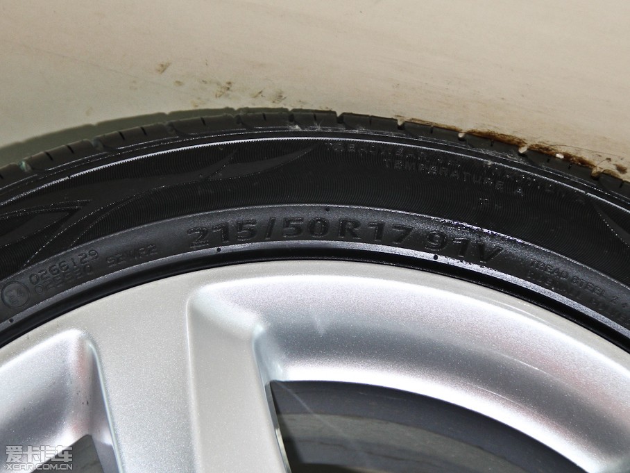 2014vB70 2.0L ԄӺA