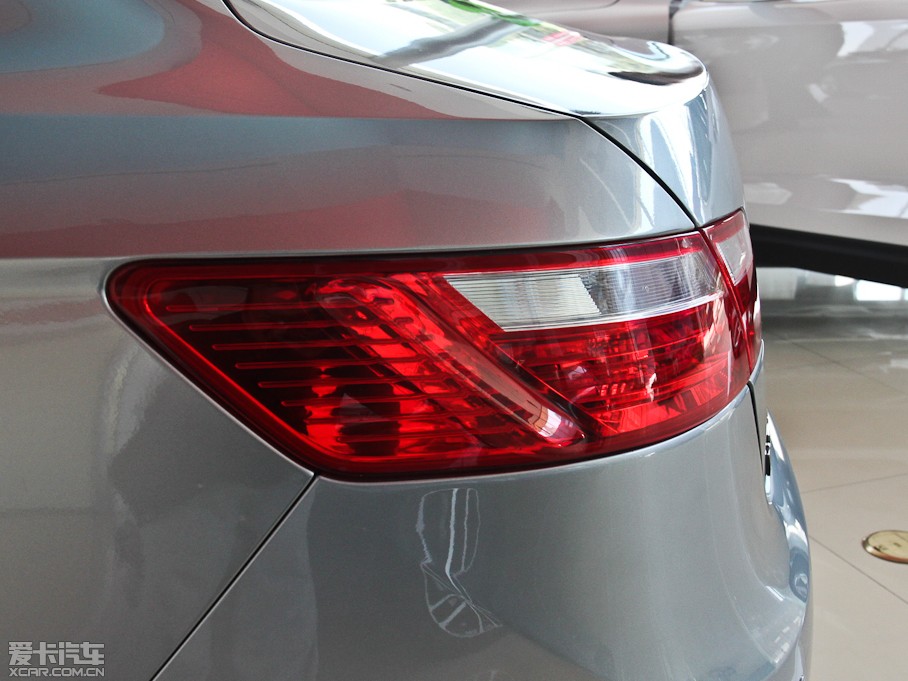 2014vB70 2.0L ԄӺA