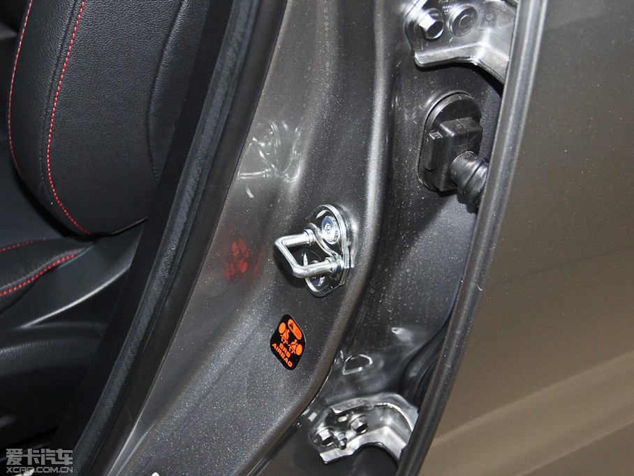 2014vB70 2.0L ԄӺA