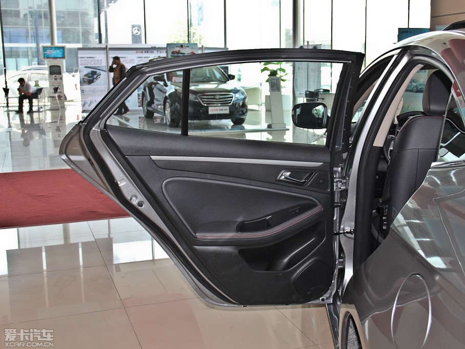 2014vB70 2.0L Ԅ(dng)A