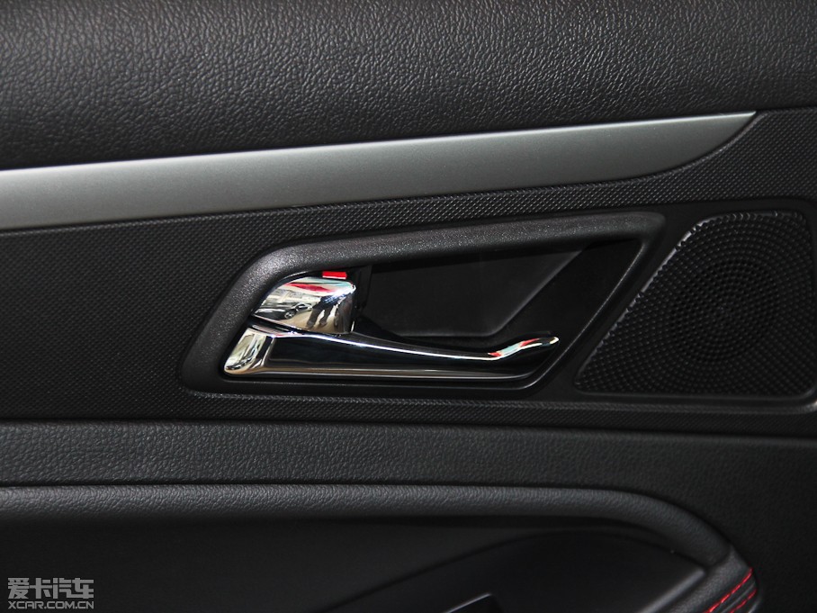 2014vB70 2.0L Ԅ(dng)A