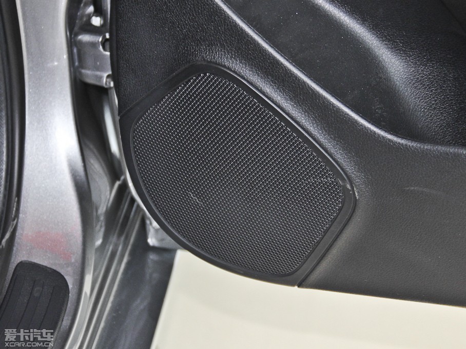 2014vB70 2.0L ԄӺA