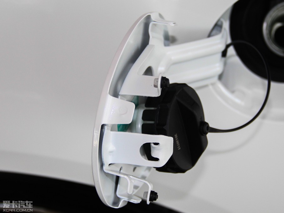 2014vB70 1.8T Ԅ\