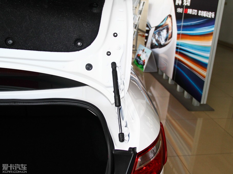 2014vB70 1.8T Ԅ\