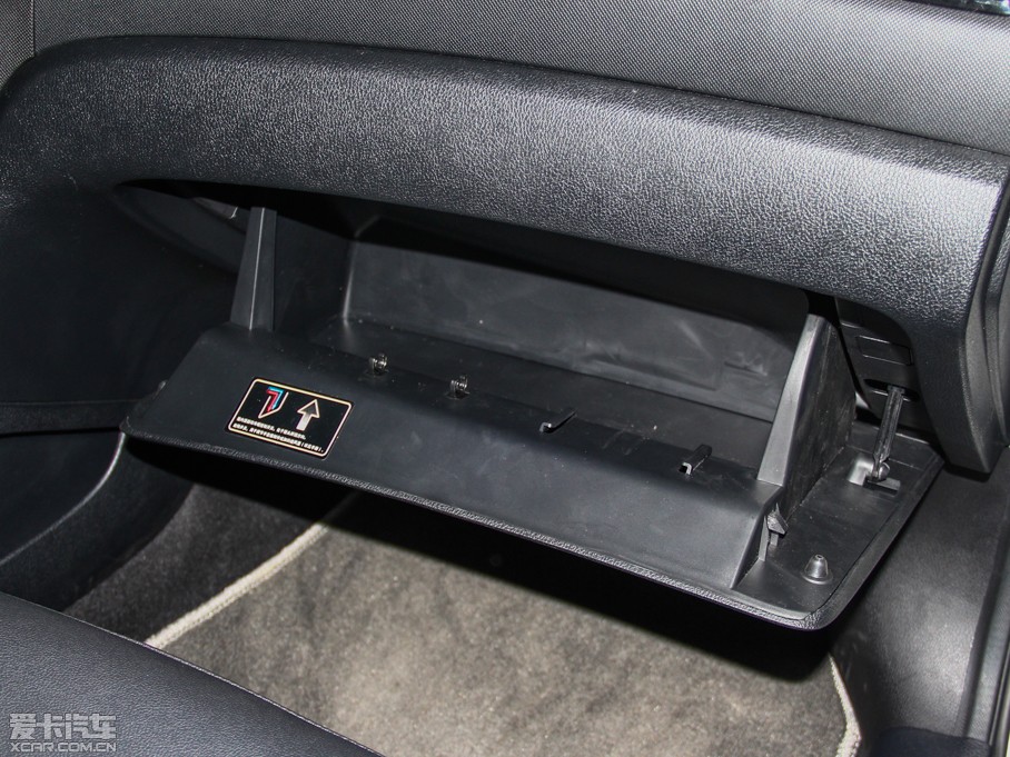 2014vB70 1.8T Ԅ\