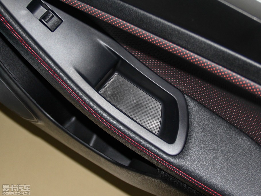 2014vB70 1.8T Ԅ\