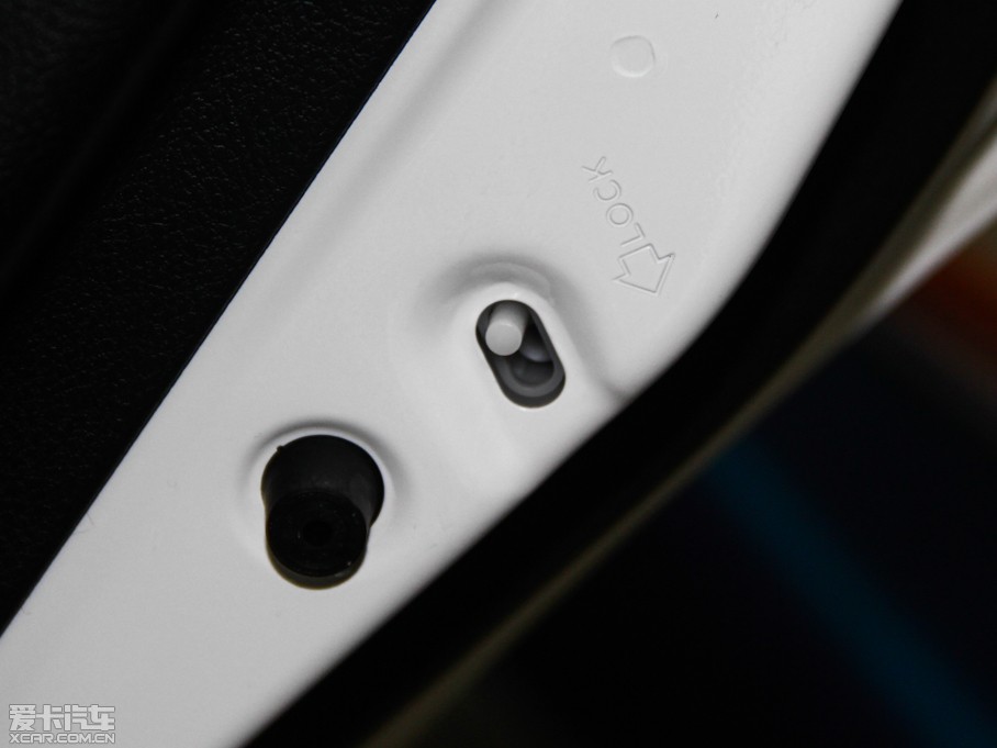 2014vB70 1.8T Ԅ\