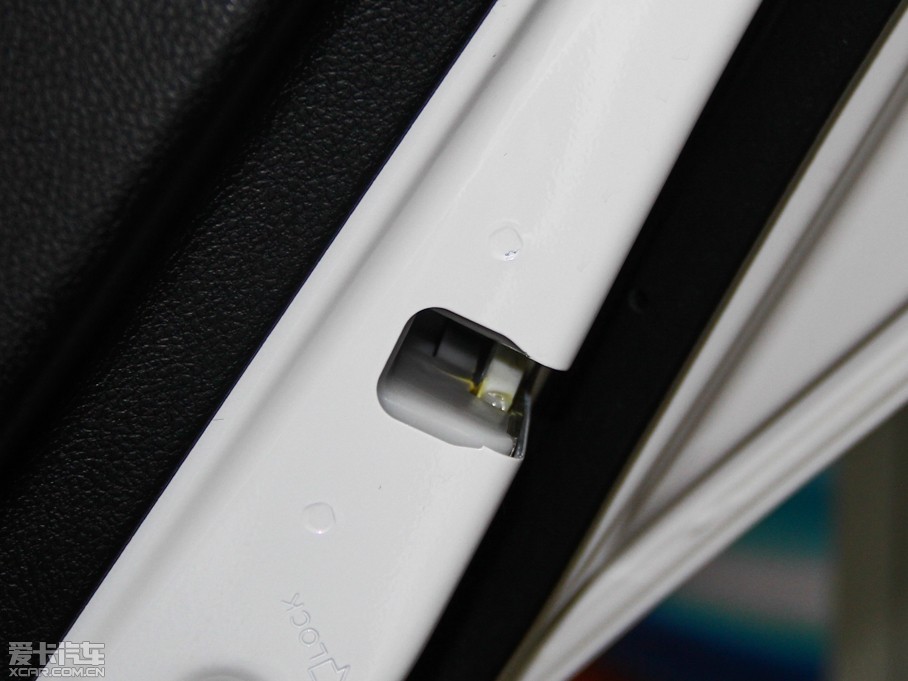 2014vB70 1.8T Ԅ\