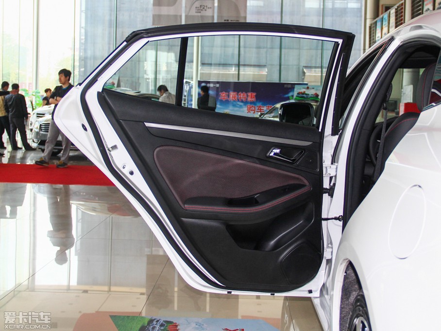 2014vB70 1.8T Ԅ\