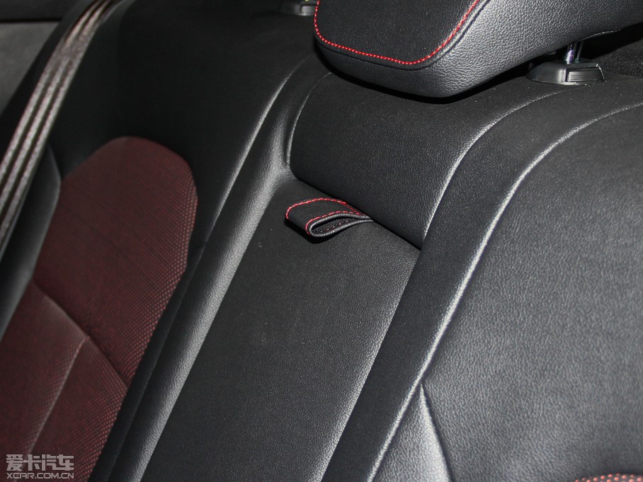 2014vB70 1.8T Ԅ\