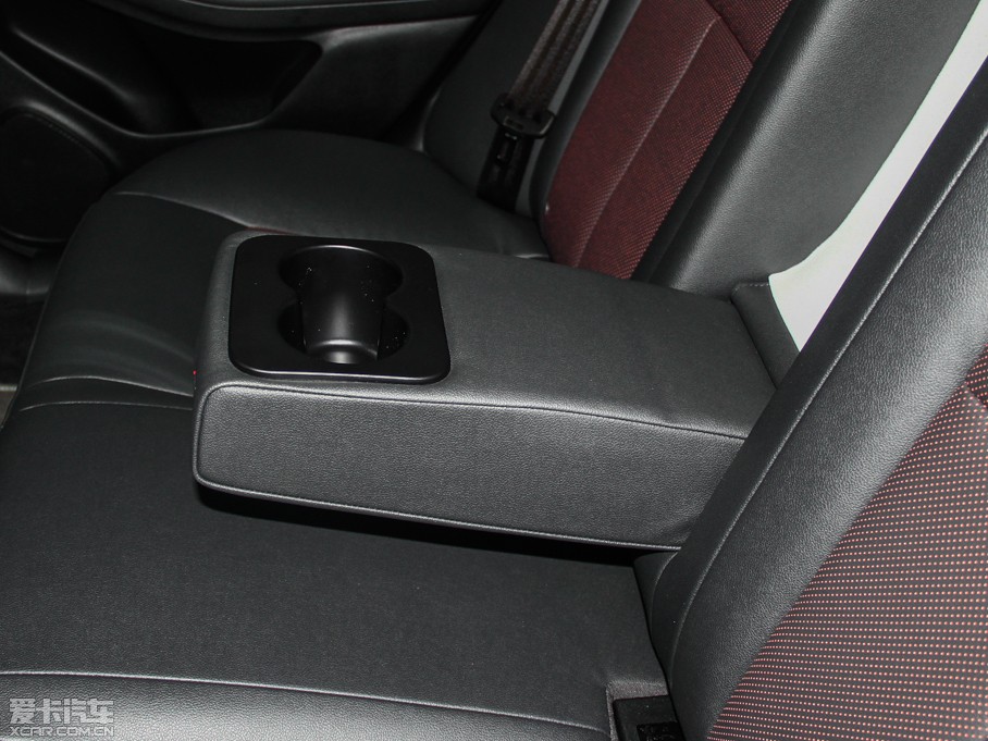 2014vB70 1.8T Ԅ\