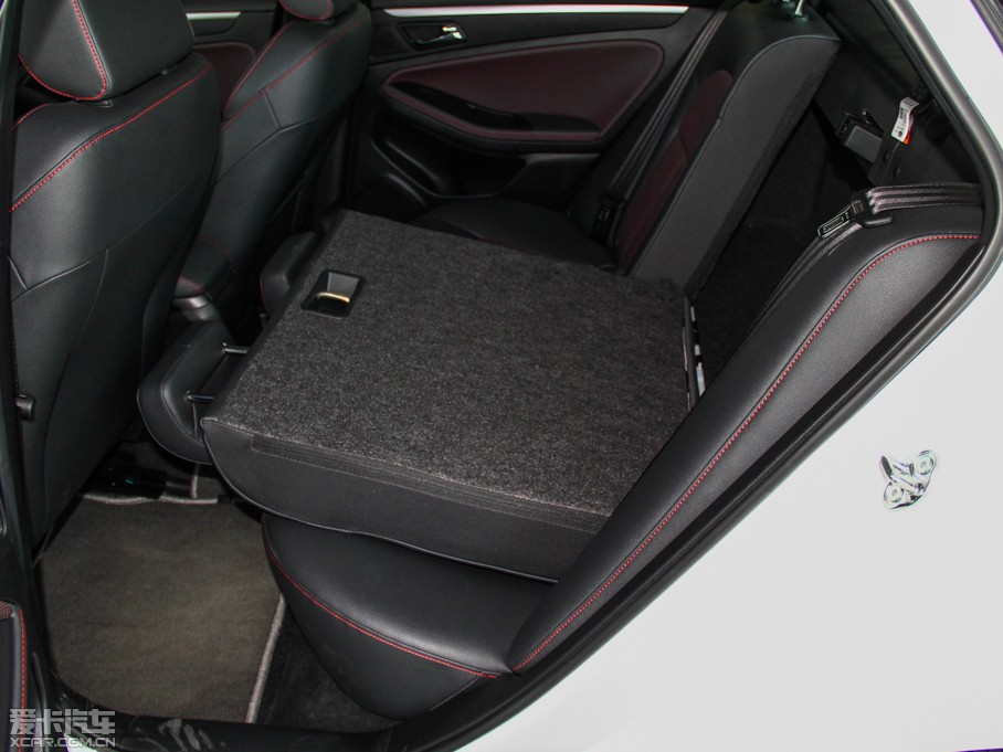 2014vB70 1.8T Ԅ\