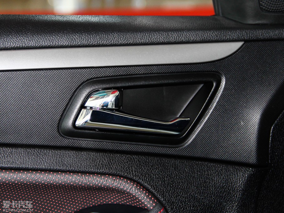 2014vB70 1.8T Ԅ\