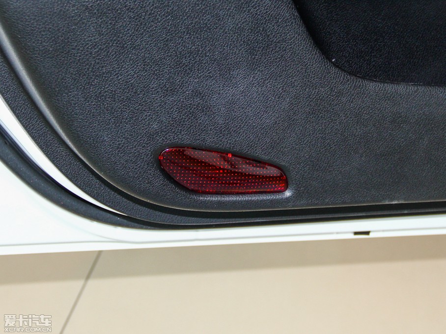 2014vB70 1.8T Ԅ\