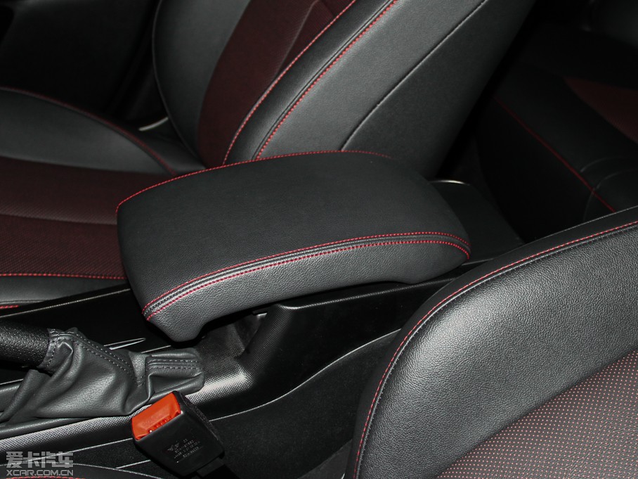 2014vB70 1.8T Ԅ\