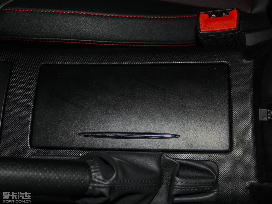 2014vB70 1.8T Ԅ\