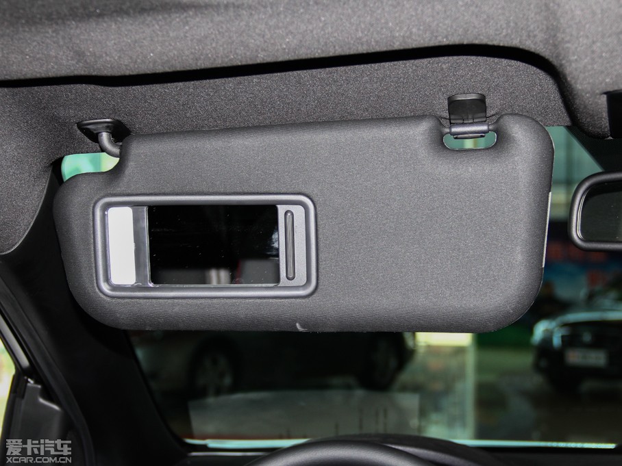 2014vB70 1.8T Ԅ\