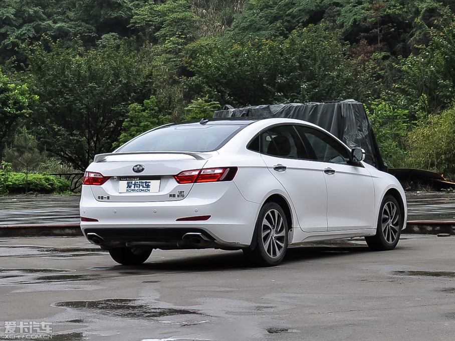 2014vB70 1.8T Ԅ\F