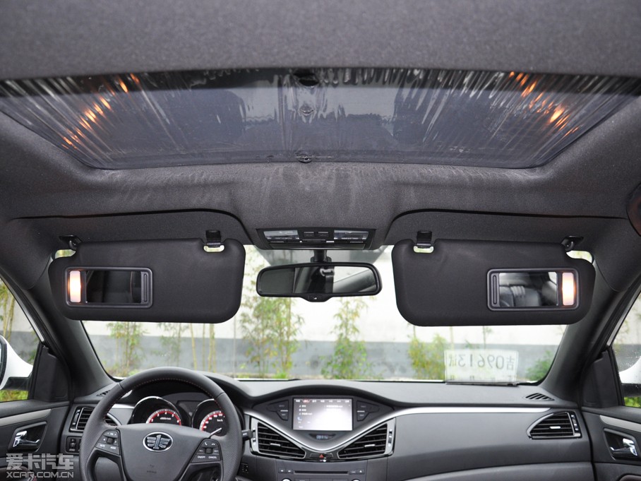 2014vB70 1.8T Ԅ\F