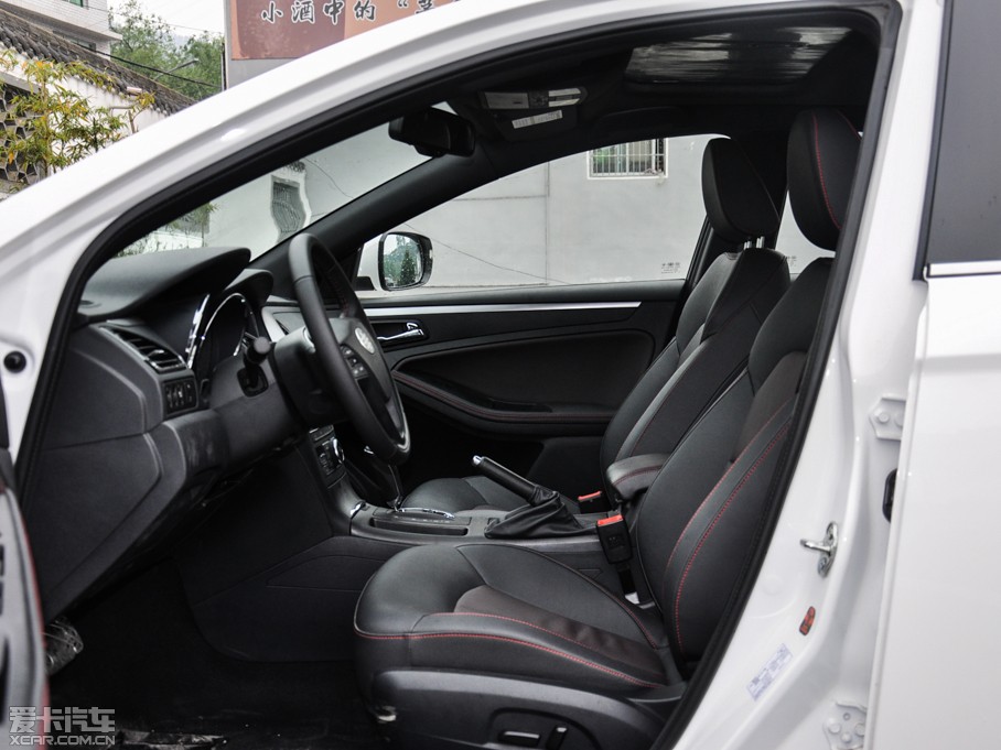 2014vB70 1.8T Ԅ\F