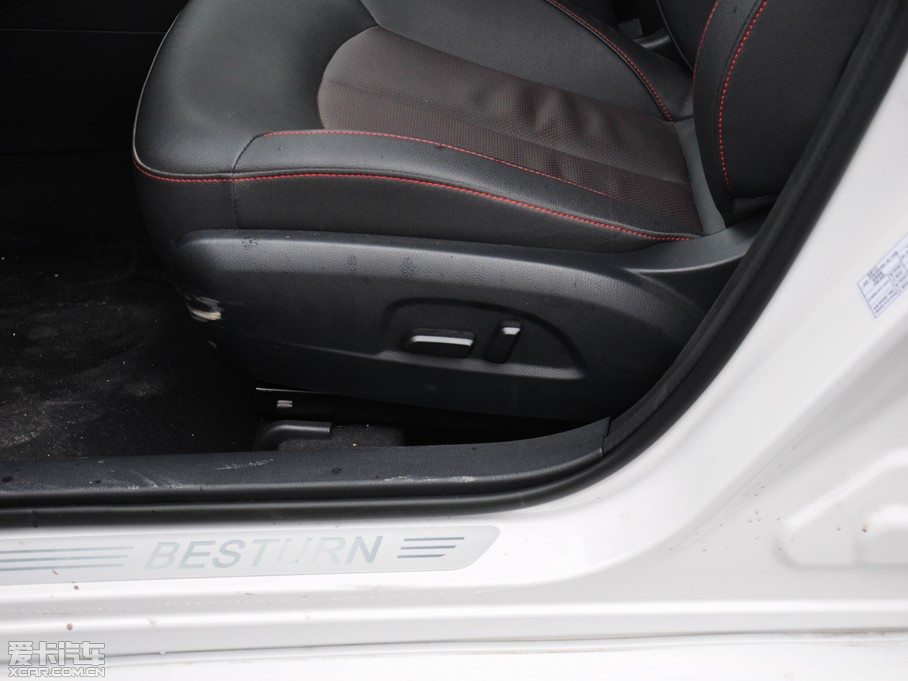 2014vB70 1.8T Ԅ\F