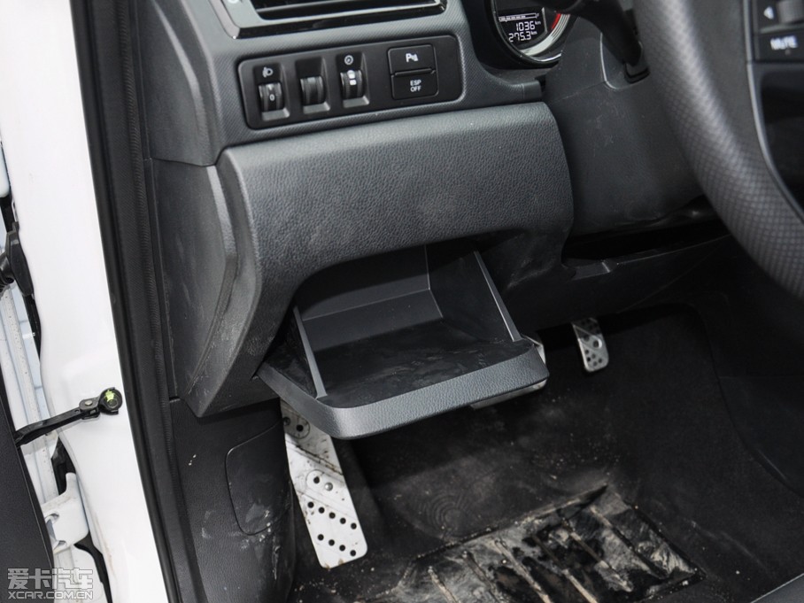 2014vB70 1.8T Ԅ\F