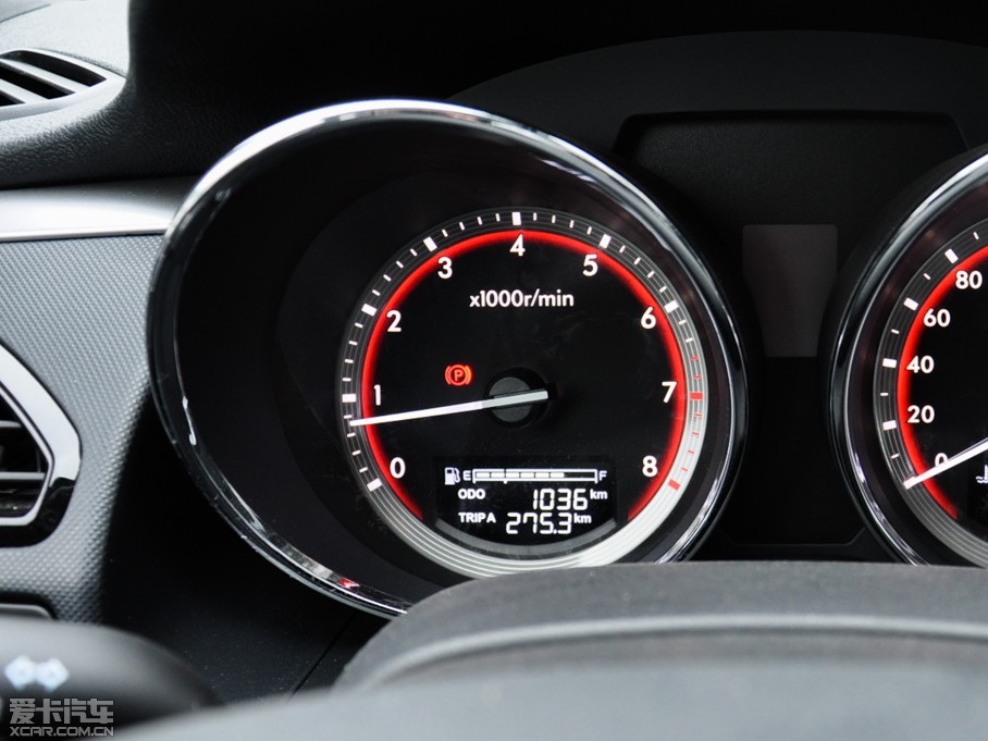 2014vB70 1.8T Ԅ\F