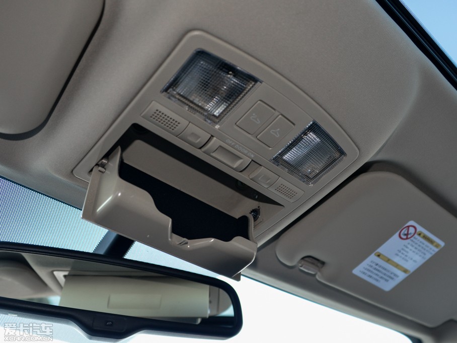 2014vB70 2.0L քӺA