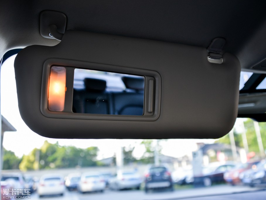 2014vB70 2.0L քӺA