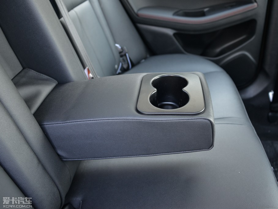 2014vB70 2.0L քӺA