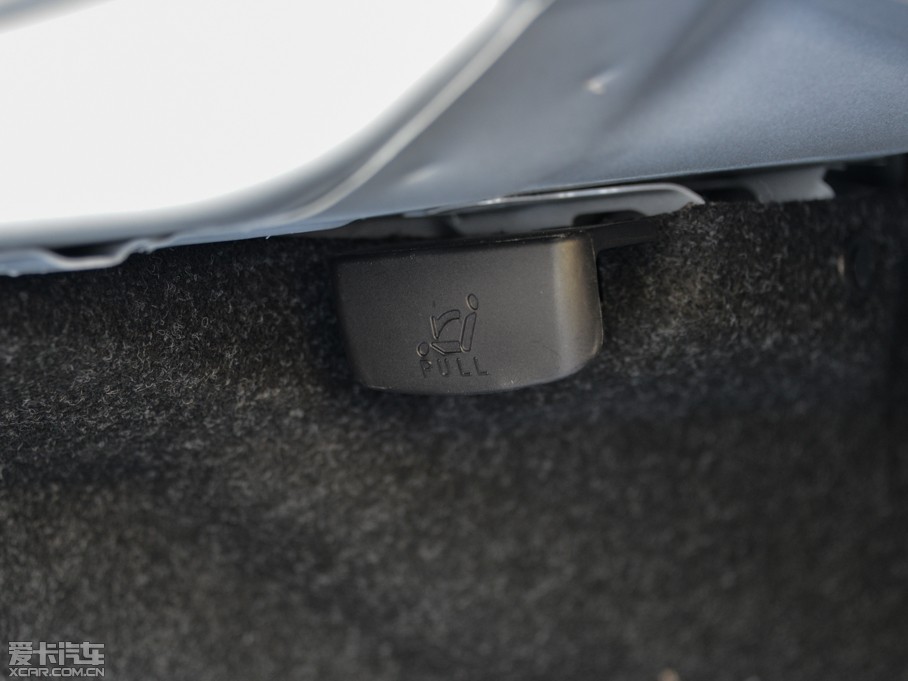 2014vB70 2.0L ք(dng)A